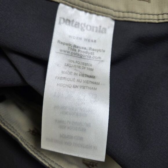 Patagonia Classic Board Shorts 9" Inseam Men's 33 Blue - Picture 8 of 10